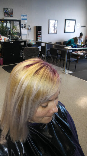 Shopping Mall «Southwest Square Shopping Center», reviews and photos, 2161 Eakin Rd, Columbus, OH 43223, USA