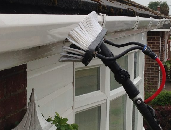 Comments and reviews of Crystal Solutions Window Cleaning