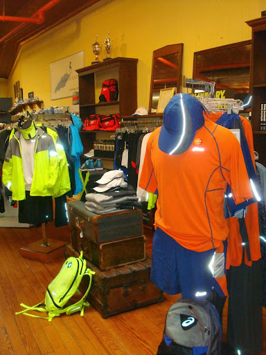 Running Store «Sound Runner», reviews and photos, 1088 Main St, Branford, CT 06405, USA