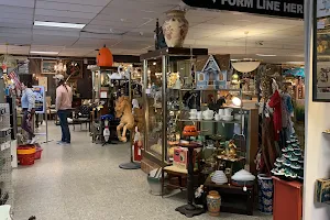 Rhode Island Antiques Mall image