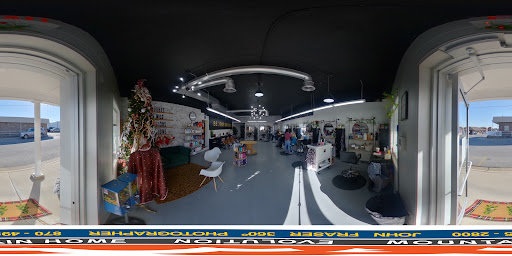 Beauty Salon «Shabby 2 Chic Salon And Boutique», reviews and photos, 940 E 9th St, Mountain Home, AR 72653, USA