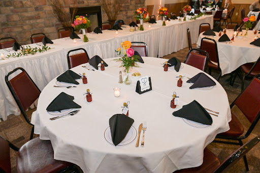 Florist «Forest Lake Floral, Gift & Garden», reviews and photos, 508 Lake St S, Forest Lake, MN 55025, USA