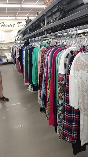 Thrift Store «Thrift Giant», reviews and photos, 1701 Brinker Rd, Denton, TX 76208, USA