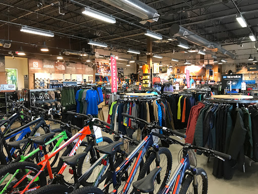 Outdoor Sports Store «Eastern Mountain Sports», reviews and photos, 100 Arthur F Brady Dr, Portsmouth, NH 03801, USA