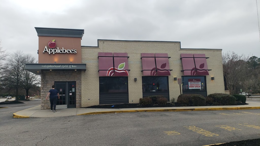 Applebee's Grill + Bar 23834