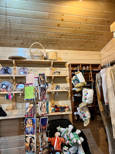 Tobacco Shop «Poospatuck Smoke Shop», reviews and photos, 207 Poospatuck Ln, Mastic, NY 11950, USA