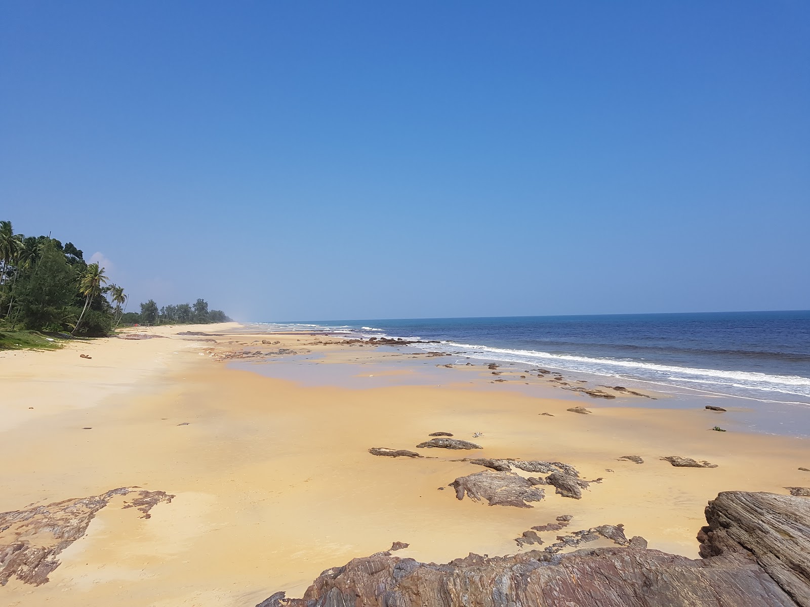 Batu Pelanduk Beach'in fotoğrafı ve yerleşim