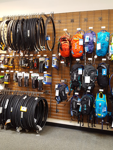 Camping Store «REI», reviews and photos, 279 Salem St, Reading, MA 01867, USA