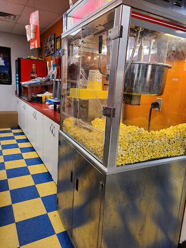 Drive-in Movie Theater «Stardust Drive In Theatre», reviews and photos, 310 Purple Tiger Dr, Watertown, TN 37184, USA