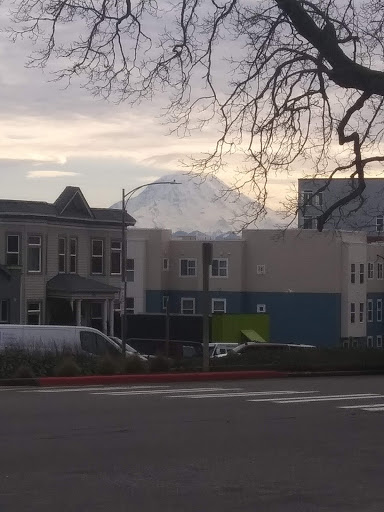 Grocery Store «Handy Mart Grocery & Deli», reviews and photos, 402 Tacoma Ave S, Tacoma, WA 98402, USA