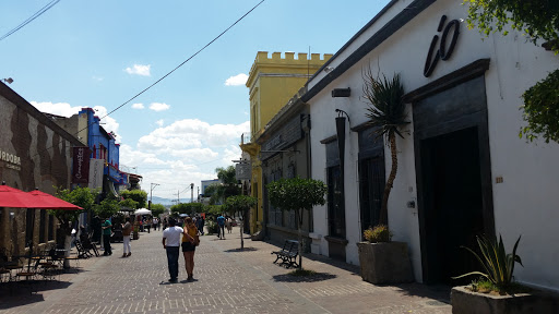 Calle Peatonal Ejercito Tlaquepaque