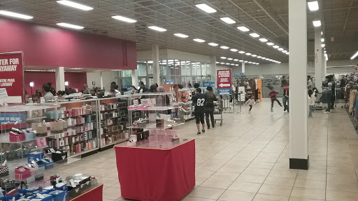 Clothing Store «Burlington Coat Factory», reviews and photos, 940 Silver Ln, East Hartford, CT 06118, USA