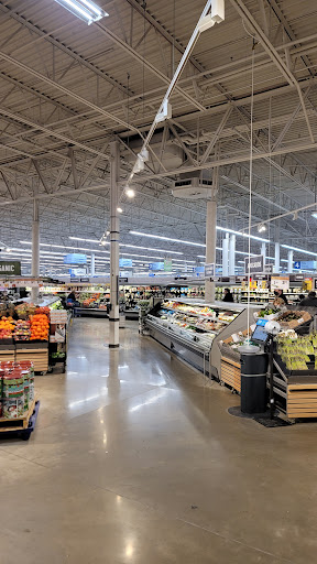 Grocery Store «Meijer», reviews and photos, 2160 Hartland Rd, Hartland, MI 48353, USA