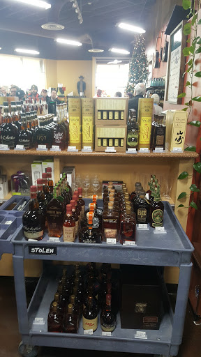 Liquor Store «Pour Vous Wine Spirits & Beer», reviews and photos, 263 Indian Lake Blvd, Hendersonville, TN 37075, USA