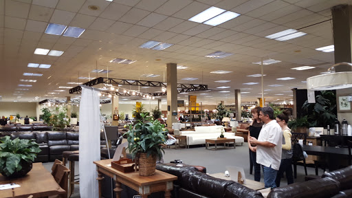 Furniture Store «The Dump Furniture Outlet», reviews and photos, 5700 NJ-42, Turnersville, NJ 08012, USA