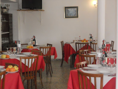 Hotel Restaurante Esteras Área 141 Carretera, N-II, KM 141, 42230 Esteras de Medinaceli, Soria, España