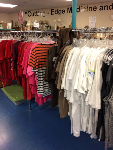 Thrift Store «Out of the Closet Thrift Store», reviews and photos, 2097 Wilton Dr, Wilton Manors, FL 33305, USA