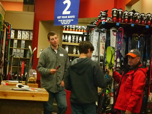 Ski Rental Service «Christy Sports - Ski & Patio», reviews and photos, 3939 Wasatch Blvd #16, Salt Lake City, UT 84124, USA