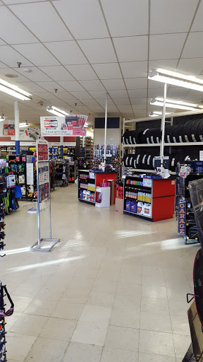 Auto Parts Store «Pep Boys Auto Parts & Service», reviews and photos, 5220 Touhy Ave, Skokie, IL 60077, USA
