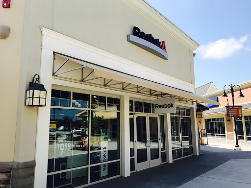 Shopping Mall «Gloucester Premium Outlets», reviews and photos, 100 Premium Outlets Dr, Blackwood, NJ 08012, USA