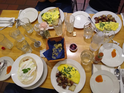 Shopping Mall «The Dewitt Mall», reviews and photos, 215 N Cayuga St, Ithaca, NY 14850, USA