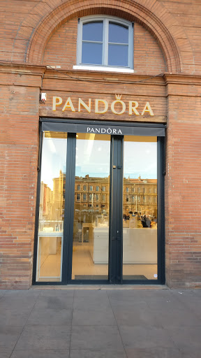 Boutique PANDORA