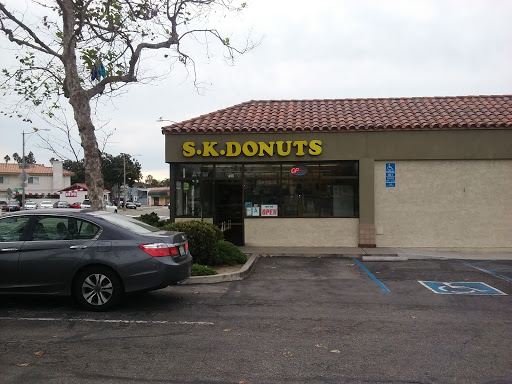 S K Donuts, 607 Pacific Coast Hwy, Redondo Beach, CA 90277, USA, 