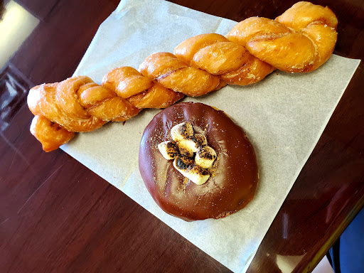 Donut Shop «The Donut Conspiracy», reviews and photos, 1971 E Beltline Ave NE #123, Grand Rapids, MI 49525, USA