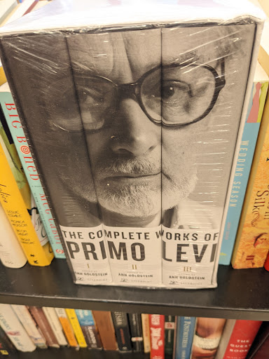 Book Store «Half Price Books», reviews and photos, 39152 Fremont Hub, Fremont, CA 94538, USA