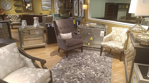 Furniture Store «The Furniture Mart - Shakopee», reviews and photos, 4270 12th Ave E, Shakopee, MN 55379, USA