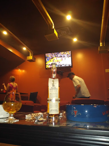 Tobacco Shop «Tobacco Shop LLC», reviews and photos, 89 Pratt St, Hartford, CT 06103, USA