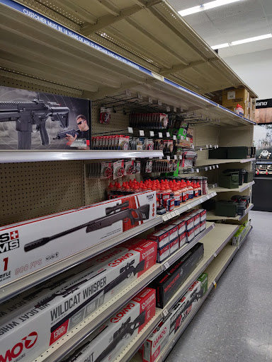 Sporting Goods Store «Academy Sports + Outdoors», reviews and photos, 16610 Southwest Fwy, Sugar Land, TX 77479, USA