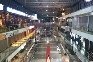 Planet Mall image