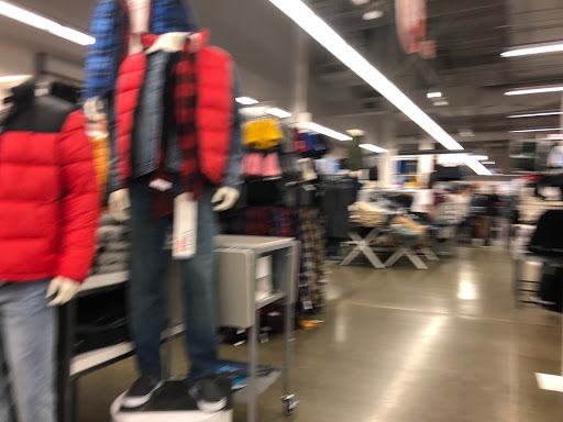 Clothing Store «Old Navy», reviews and photos, 511 Pine St, Seattle, WA 98101, USA