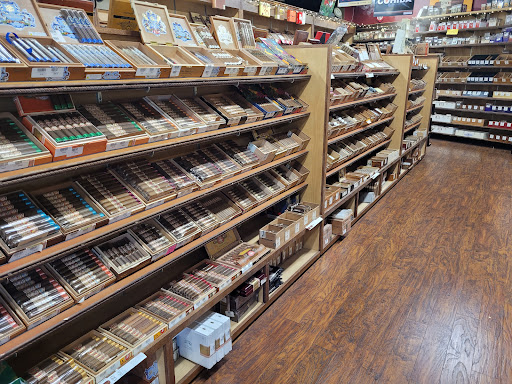 Tobacco Shop «Tobacco Depot», reviews and photos, 169 E Bloomingdale Ave, Brandon, FL 33511, USA
