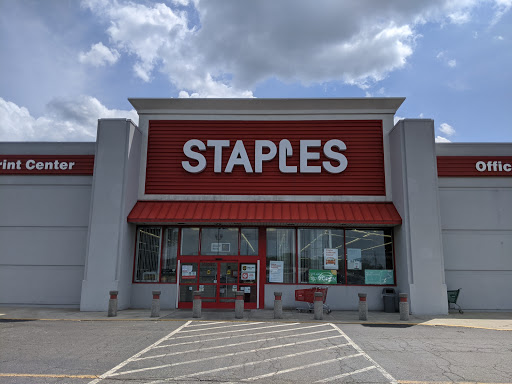 Office Supply Store «Staples», reviews and photos, 4190 E Court St #100, Burton, MI 48509, USA