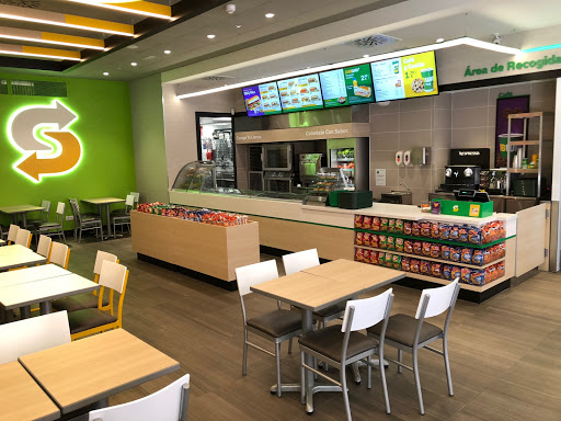 Información y opiniones sobre Subway Torre Sevilla de Sevilla