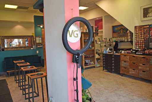 Make-up Artist «Vanity & Glamour Cosmetics / VGCosmetic Makeup Artists», reviews and photos, 547 28th St, Des Moines, IA 50312, USA