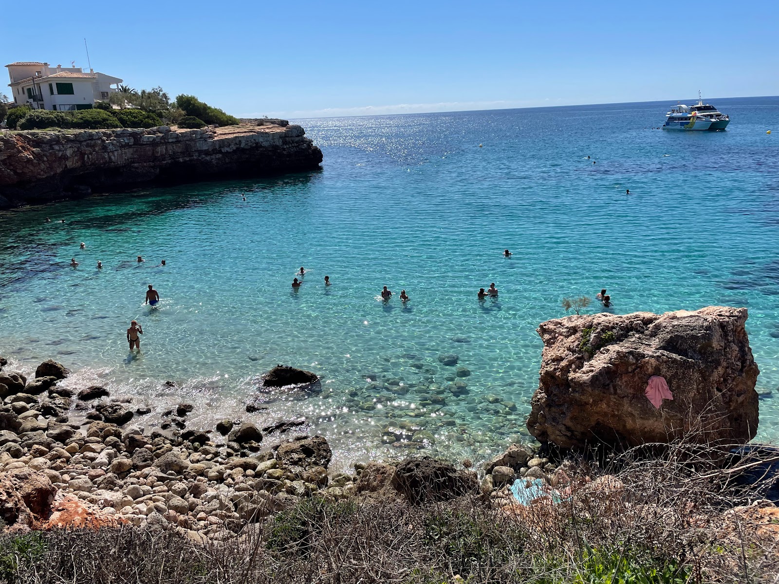 Zdjęcie Cala Morlanda i osada