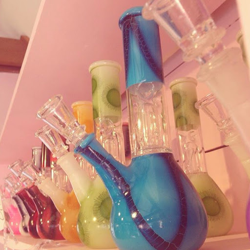 Tobacco Shop «Pirate Girl Smoke Boutique», reviews and photos, 297 Court St, Plymouth, MA 02360, USA