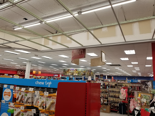 Pet Supply Store «Petco Animal Supplies», reviews and photos, 11620 W 95th St, Overland Park, KS 66214, USA