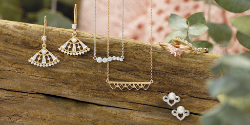 Jewelry Store «Mon Amie Fine Jewelry», reviews and photos, 87 Main St, Keene, NH 03431, USA