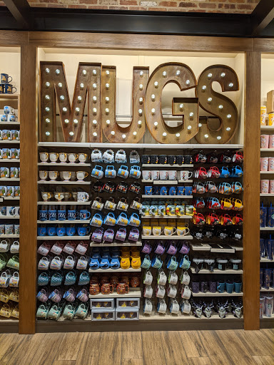 Collectibles Store «World of Disney», reviews and photos, 1565 S. Disneyland Dr, Anaheim, CA 92802, USA