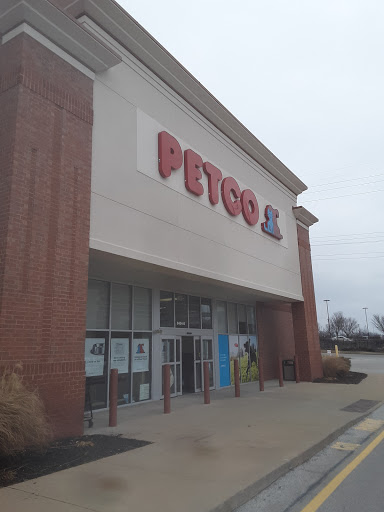 Pet Supply Store «Petco Animal Supplies», reviews and photos, 8404 Eager Rd b, Brentwood, MO 63144, USA