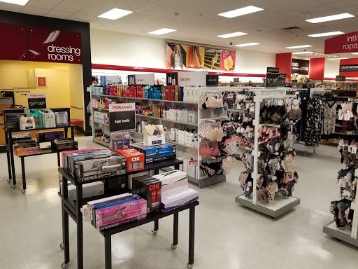 Department Store «T.J. Maxx», reviews and photos, 1650 Miami Gardens Dr, North Miami Beach, FL 33179, USA