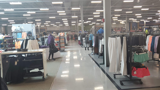 Shopping Mall «Traders Point», reviews and photos, 5652 W 86th St, Indianapolis, IN 46278, USA