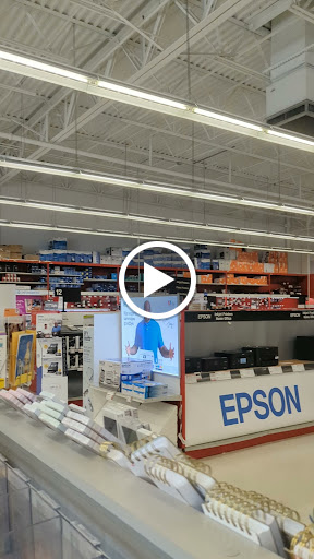 Office Supply Store «Staples», reviews and photos, 11806 Bruce B Downs Blvd, Tampa, FL 33612, USA