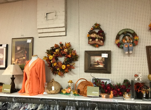 Thrift Store «Idaho Youth Ranch Thrift Store», reviews and photos, 1417 W Main St, Boise, ID 83702, USA