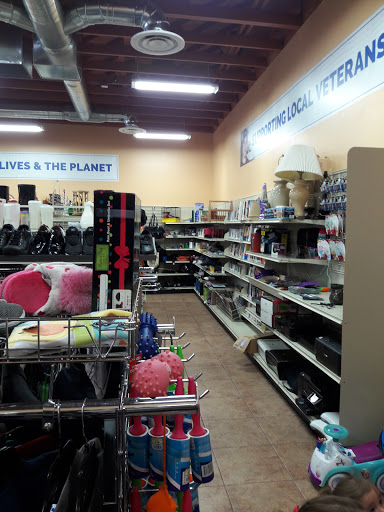 Thrift Store «Goodwill Select Retail Store and Donation Center», reviews and photos, 5110 Blue Diamond Rd, Las Vegas, NV 89139, USA