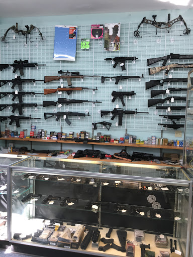 Pawn Shop «Homestead Jewelry, Pawn & Gun», reviews and photos, 310 S Krome Ave, Homestead, FL 33030, USA